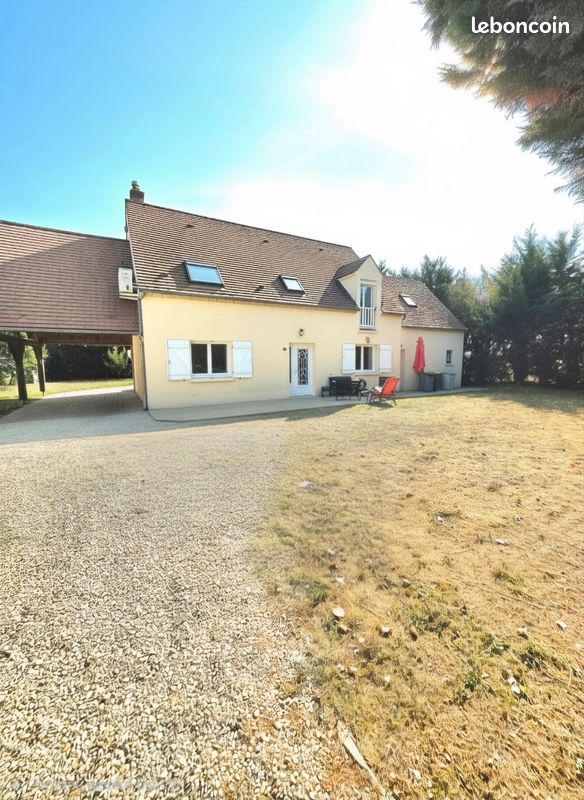Maison 7 pièces 200 m² · à Melun · 200 m² · 371 000 €