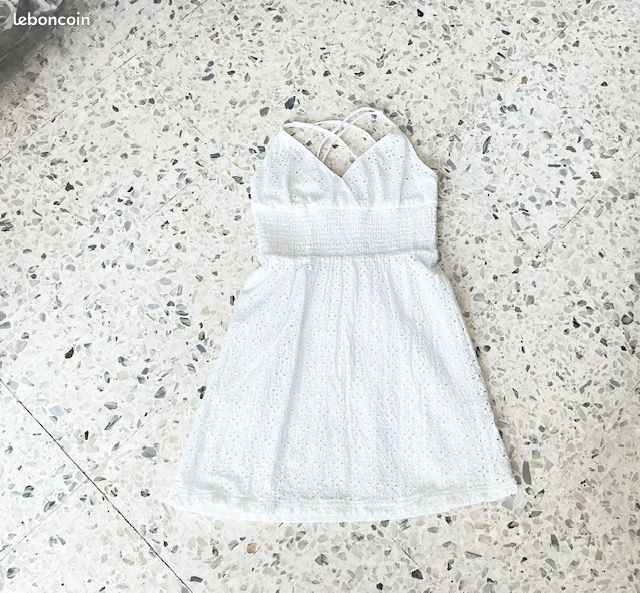 Robe à bretelles en broderie anglaise t.xs (image 1)
