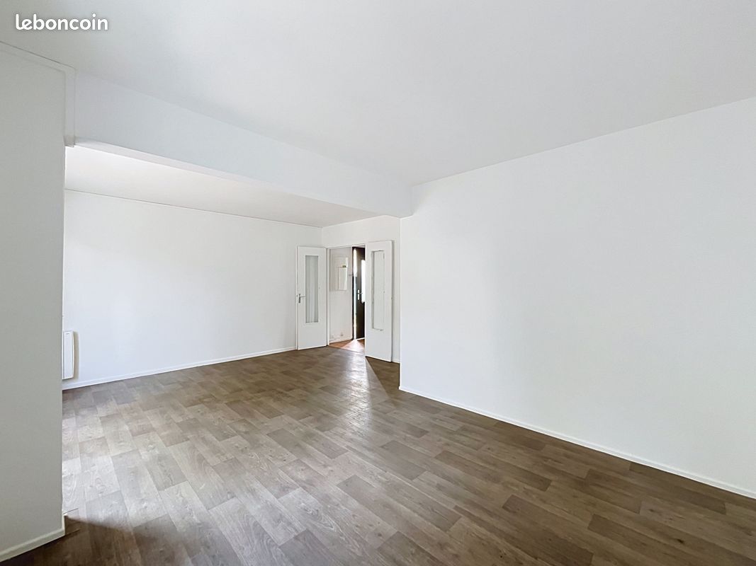 Maison 4 pièces 81 m² · à Lisses · 81 m² · 234 720 €