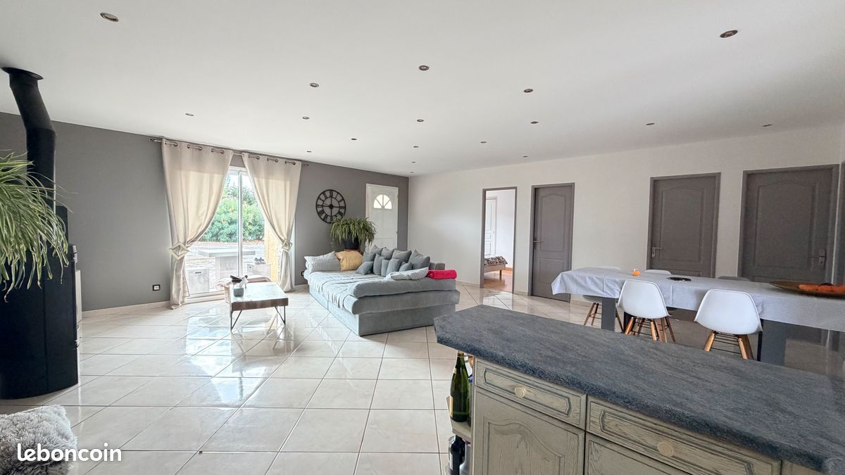 Maison 5 pièces 111 m² · à Cambiac · 111 m² · 299 000 €