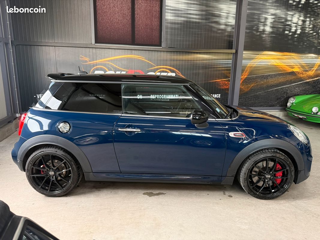Mini 3 John Cooper Works (image 3)