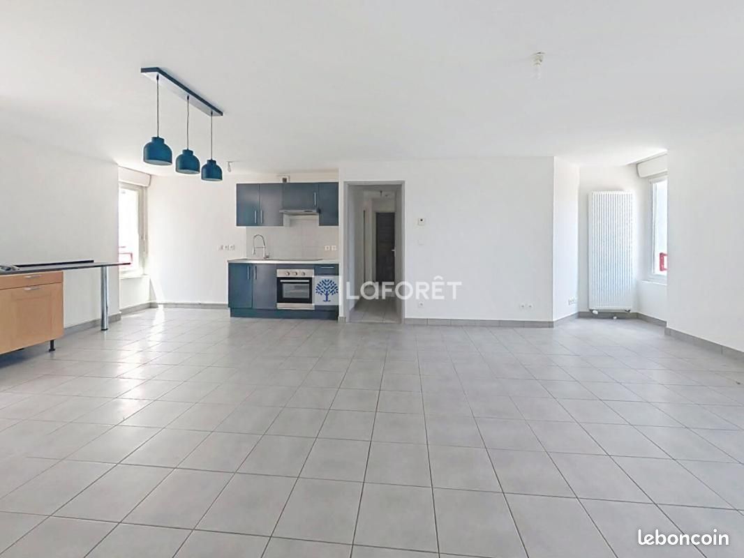 Appartement 4 pièces 90 m² · à Sochaux · 90 m² · 720 €/mois
