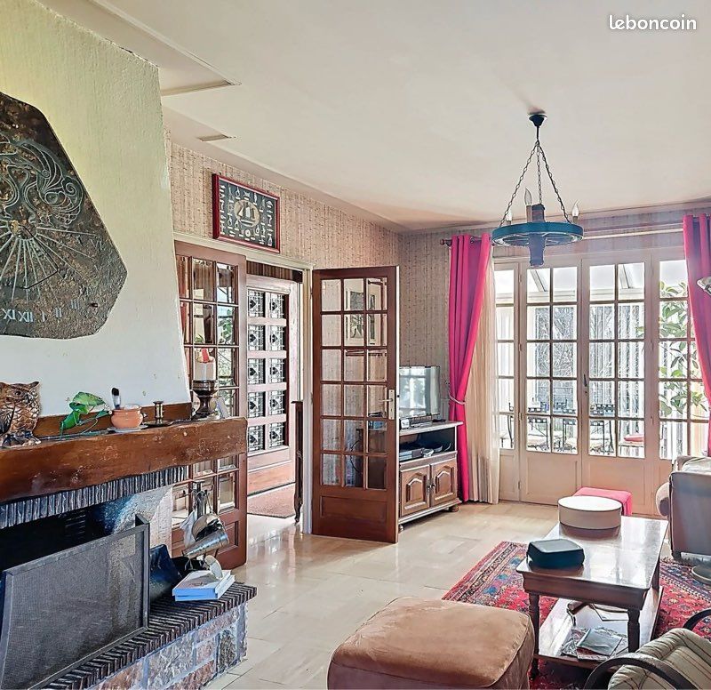 Maison 5 pièces 195 m² · à Vouneuil-sous-Biard · 195 m² · 170 000 €