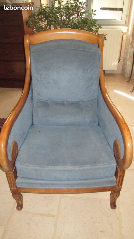 A vendre fauteuil accoudoirs crosse Grange (image 1)