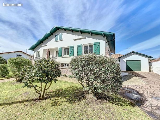 Maison 5 pièces 276 m²