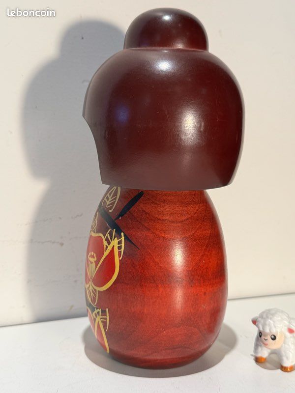 Véritable poupée japonaise Kokeshi Yamagata artisanale ancienne signée P09