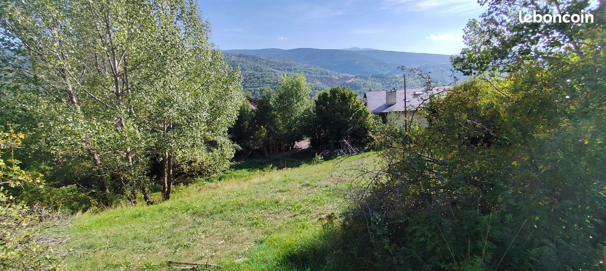 Terrain 1001 m² · à Osséja · 114 450 €