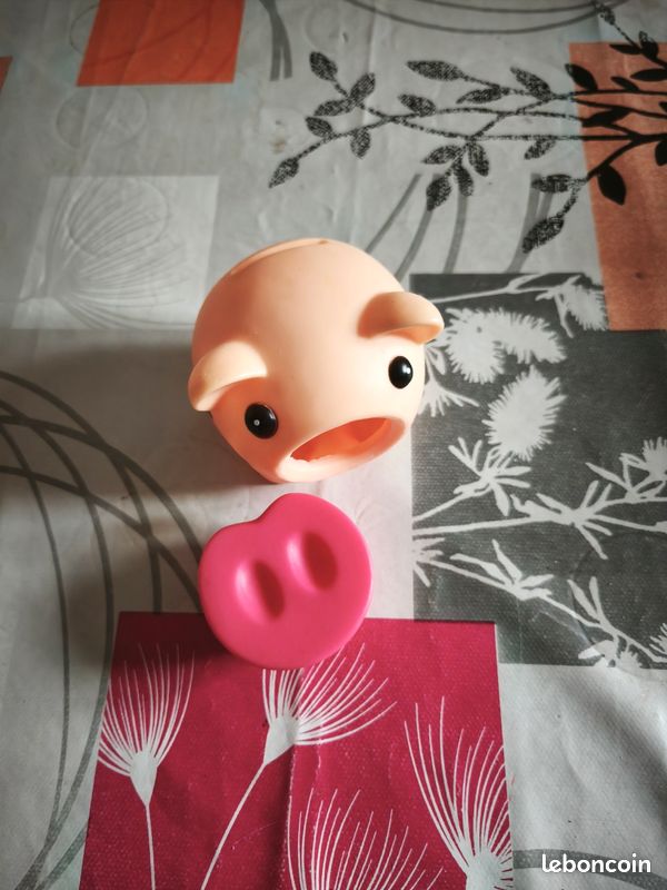 Tire lire cochon plastique (image 3)