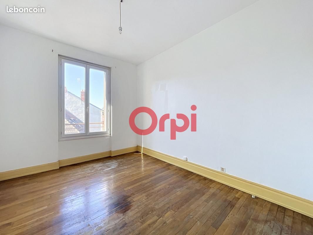 Appartement 1 pièce 40 m² · à Vichy · 40 m² · 400 €/mois