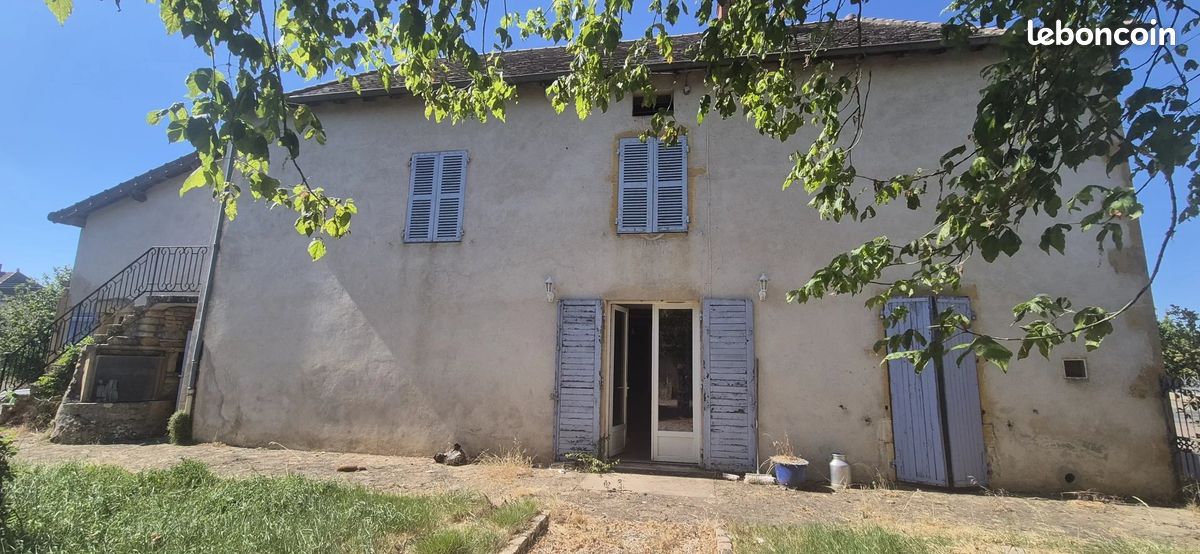 Maison 4 pièces 134 m² · à Ligny-en-Brionnais · 134 m² · 159 000 €
