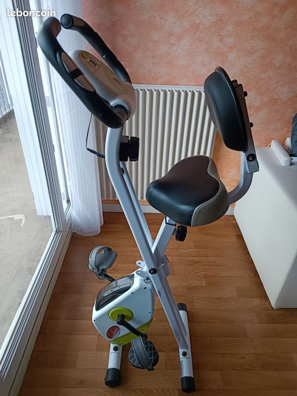Hotel Kalinga VÃ©lo Elliptique Care Fitness Elliptique Futura