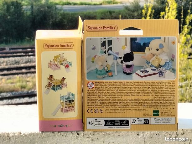 Sylvanian Families Trio Des Bébés Pyjama Party 5750 - Figurines Lapin, Chat Et Mouton Avec Accessoires Nuit