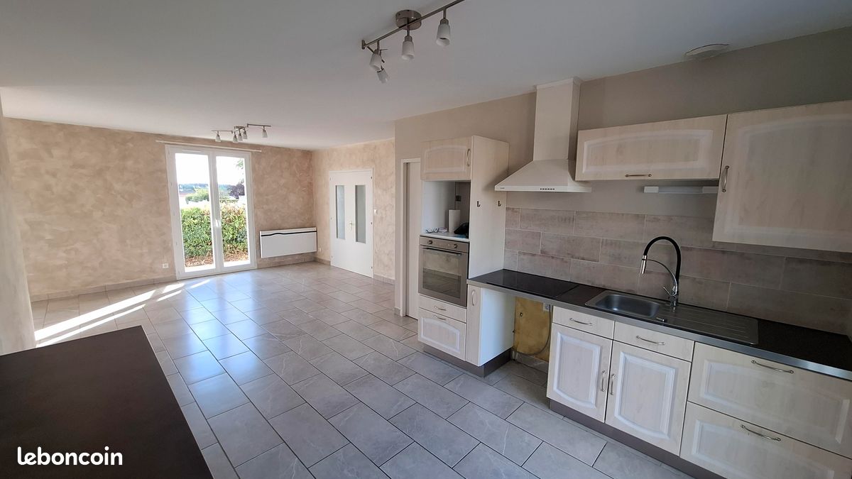 Maison 3 pièces 73 m² · à Montaigu-Vendée · 73 m² · 820 €/mois