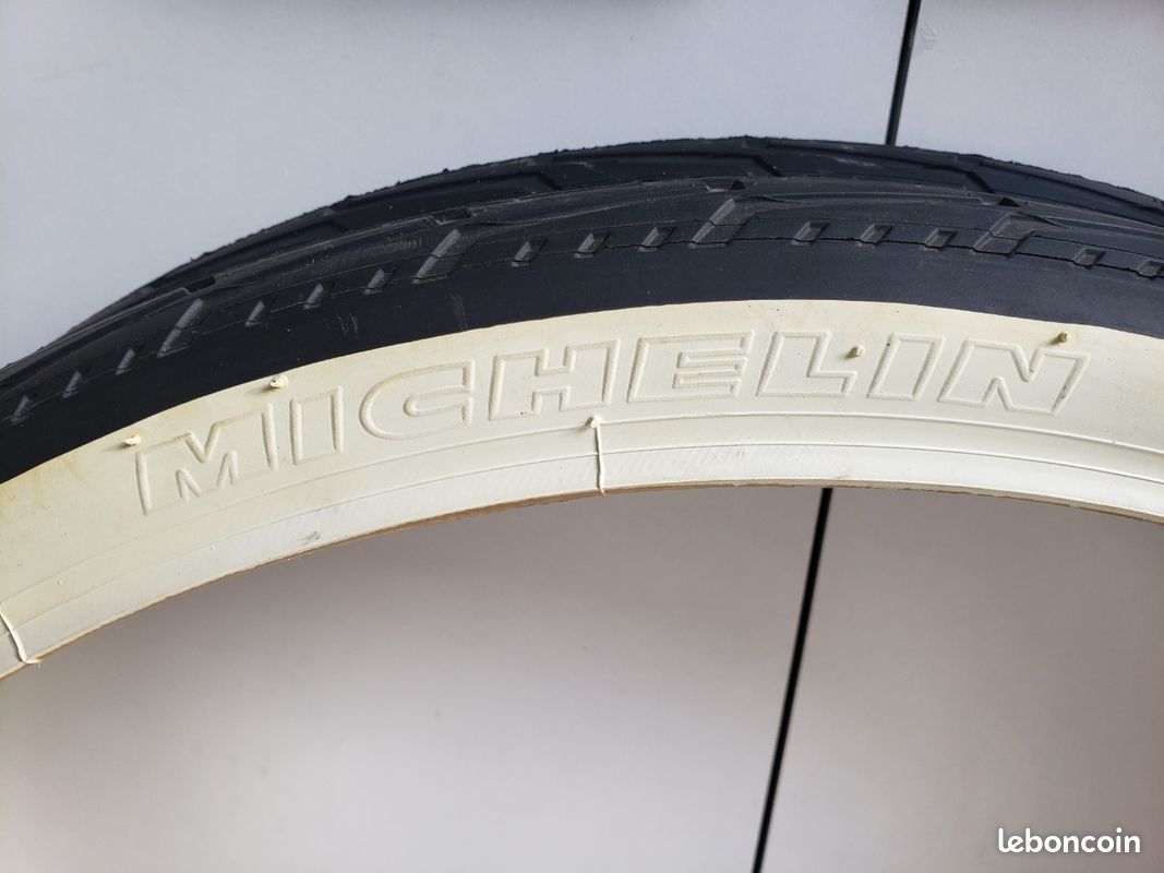 MICHELIN CITY J Pneu Vélo Junior Tringle Rigide Blanc 14 x 1 3/8 X 1 5