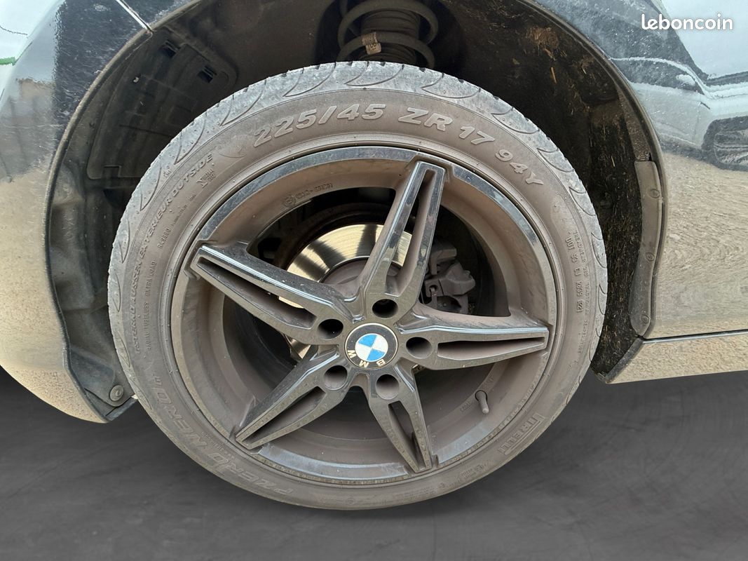 BMW SERIE 1 F20 LCI 116i 109 ch Sport Sièges chauffants Radar AV / AR Garantie 12 mois (image 18)