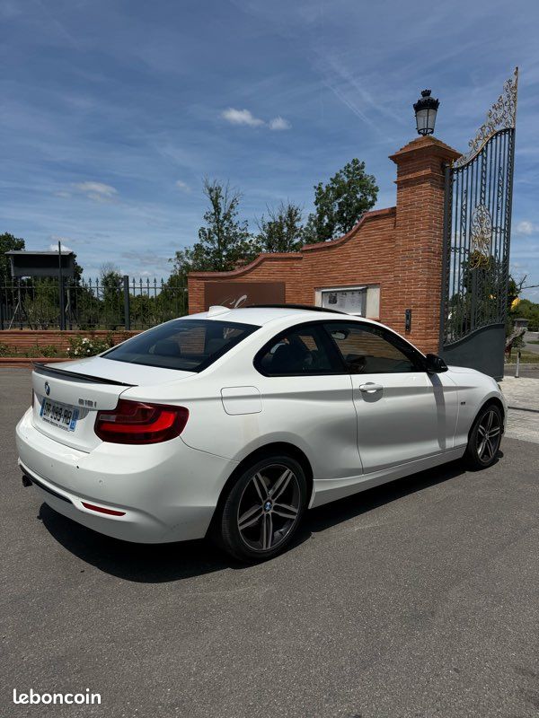 BMW serie 2 (F22) 218i 136ch (image 4)