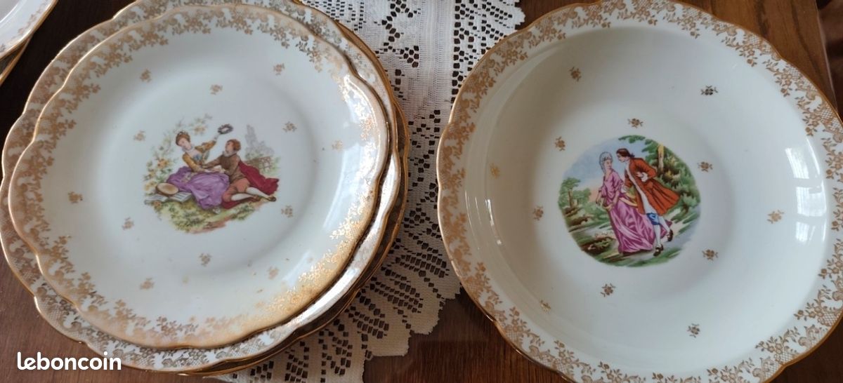 Service de table et à café en porcelaine de Chauvigny- Limoges (image 6)