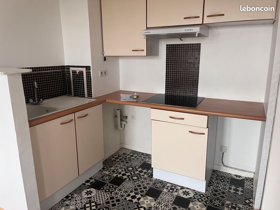 Appartement a louer carrieres-sous-poissy - 1 pièce(s) - 28 m2 - Surfyn