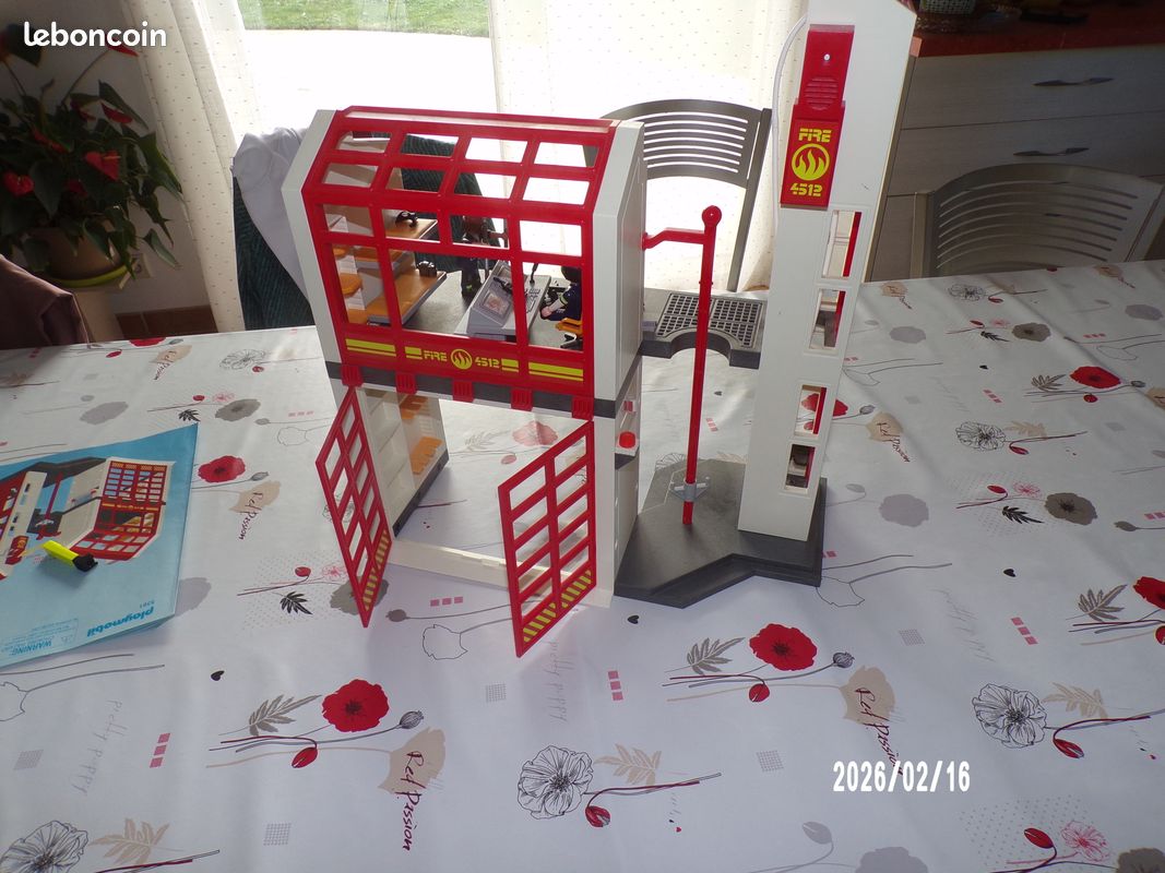 Playmobil Pompiers – Mur Rouge Avec Fenêtres Tour Caserne 5361 (G452)
