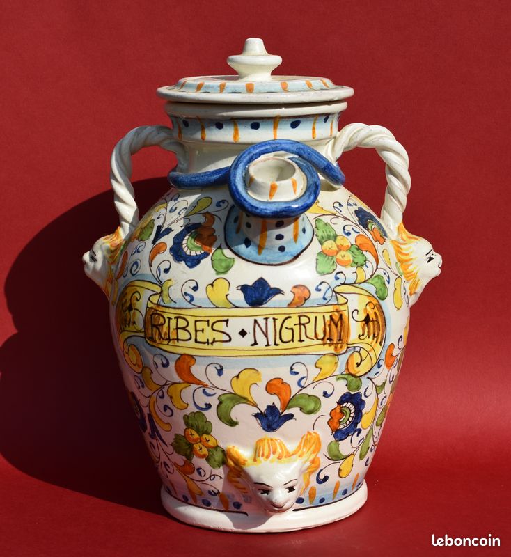 Pot à pharmacie en faïence italienne "RIBES NIGRUM" 20e siècle (image 1)
