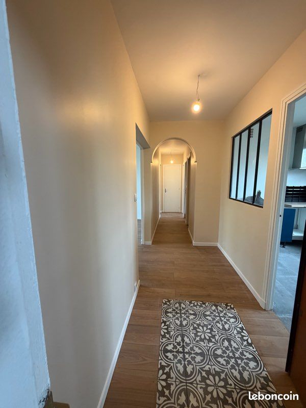 Appartement 3 pièces 64 m² · à La Celle-Saint-Cloud · 64 m² · 1 390 €/mois