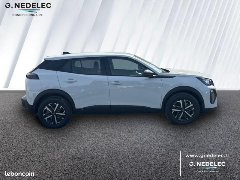 Peugeot 2008 1.2 Hybrid 145ch Style e-DCS6 (image 4)