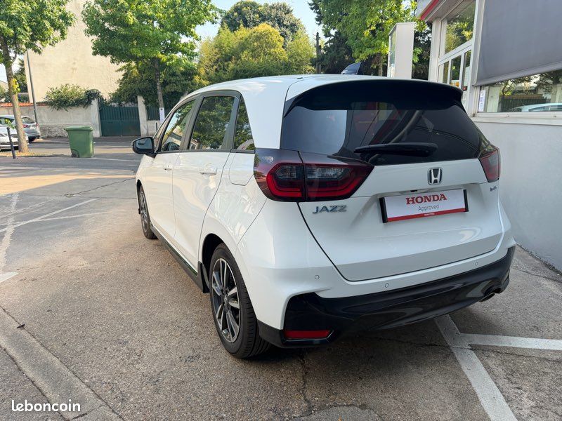 Honda jazz iv 1.5 e:hev 122 i-mmd advance sport (image 9)