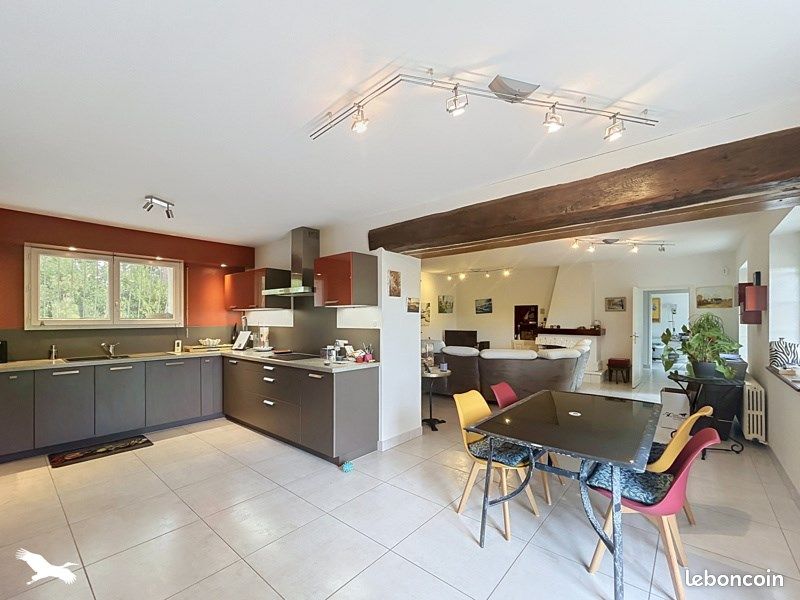 Maison 5 pièces 135 m² · à Bourg-Charente · 135 m² · 238 999 €