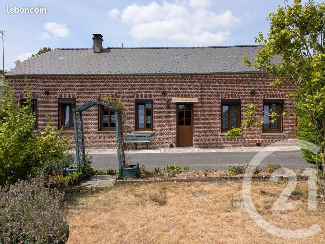 Maison 2 pièces 78 m² · à Puisieux-Et-Clanlieu · 78 m² · 82 000 €