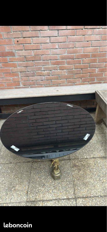 Table basse vintage en laiton et verre fumé (image 2)