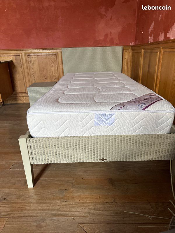 Ensemble Lit 90x200 & Chevet VINCENT SHEPPARD + Matelas Latex NEUF (image 1)