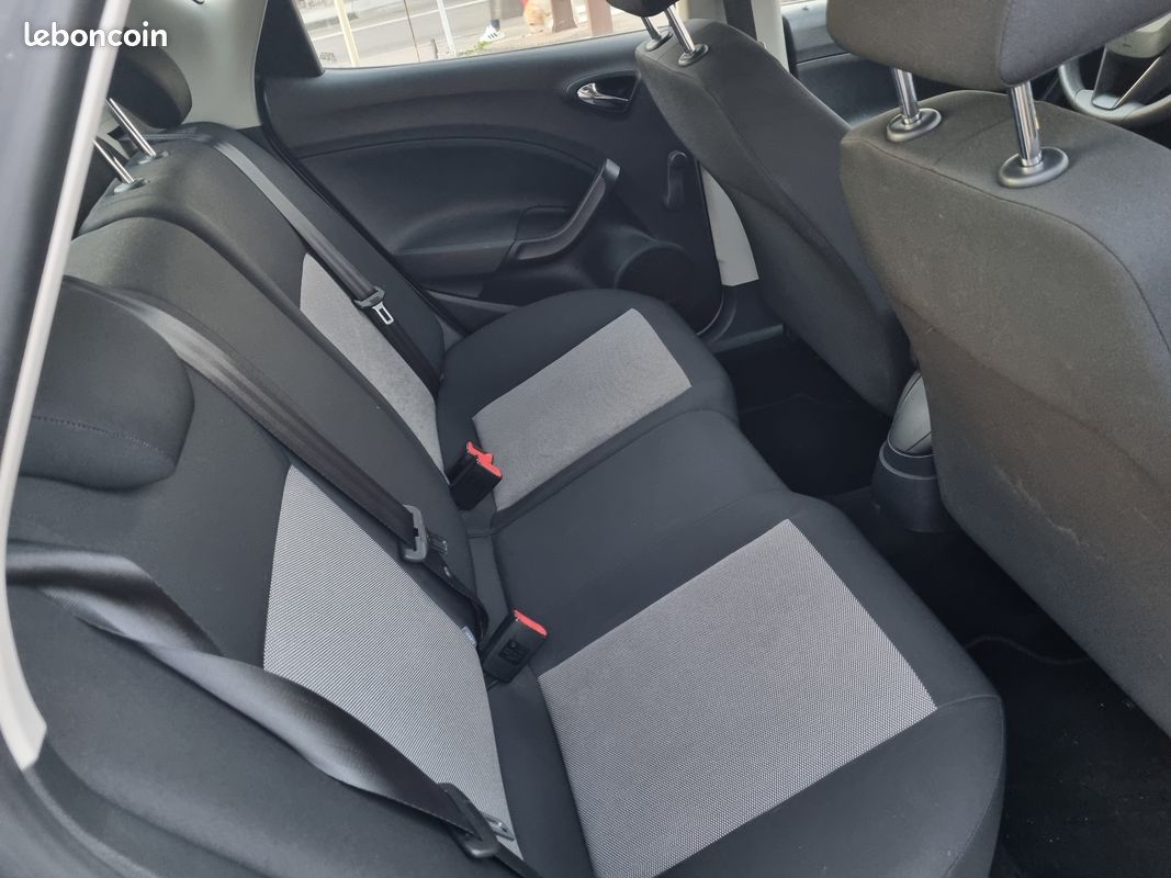 Seat Ibiza tdi très fiable économique (image 5)