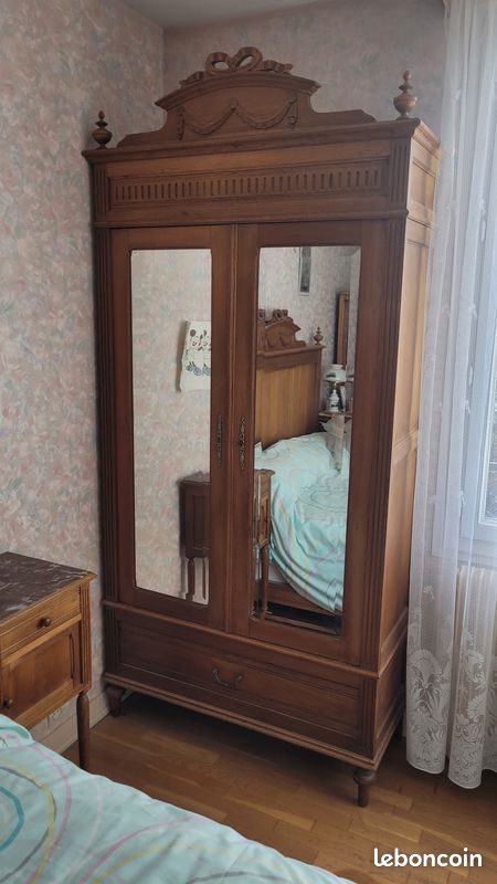 Chambre ancienne Napoléon III – bois massif (image 1)