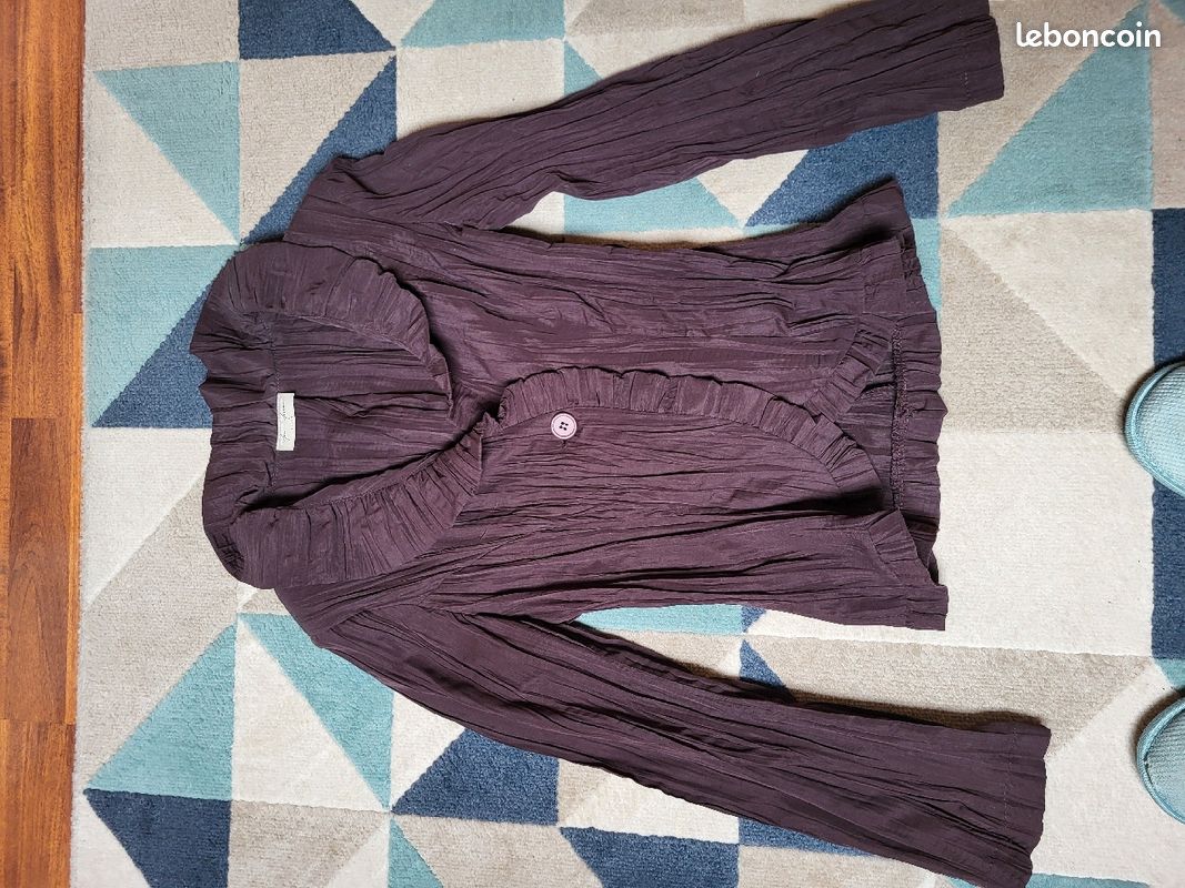 Veste -chemise marron en polyester froissé avec épaulettes (image 1)