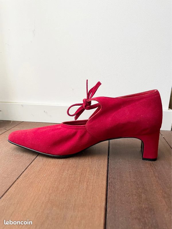 Chaussures Daim Rouge 5 cm Accessoire Paris (image 4)