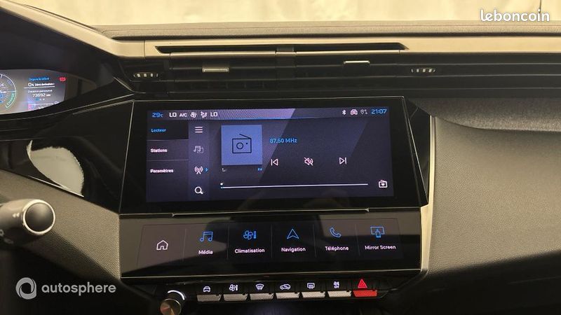 Peugeot 308 PHEV 180ch Allure Pack e-EAT8 (image 19)