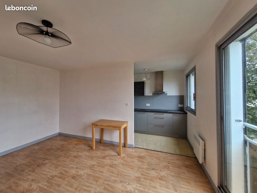 Appartement 2 pièces 36 m² · à Landivisiau · 35,7 m² · 420 €/mois