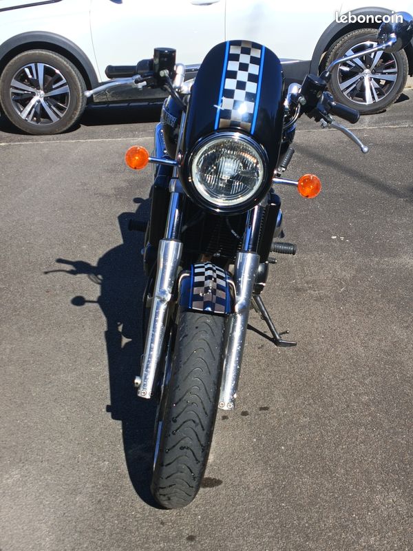 Vends Triumph thunderbird SPORT 900 (image 1)