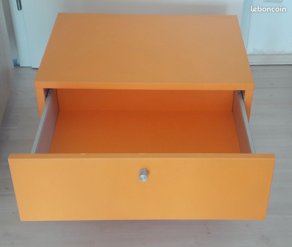 Petit meuble TV avec tiroir (image 2)