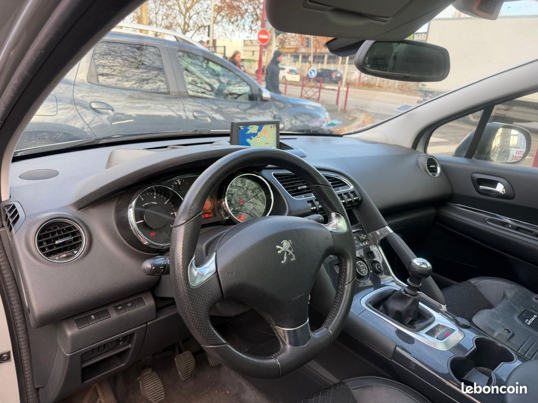 PEUGEOT 3008 1.2 130ch SS BVM6 Féline/GPS/CUIR/CREDIT (image 11)