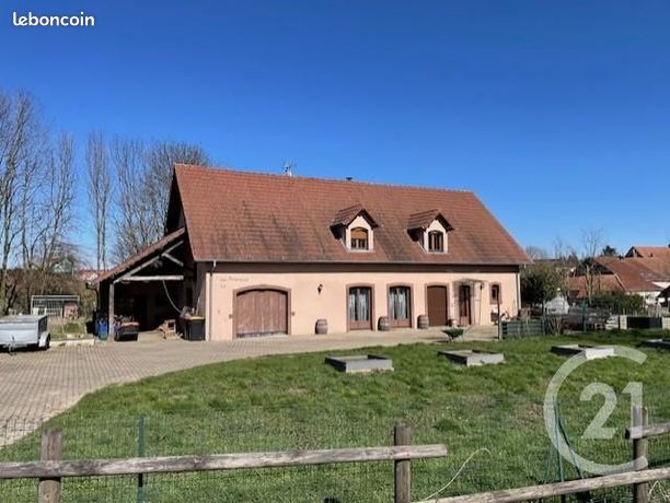 Maison 7 pièces 231 m²