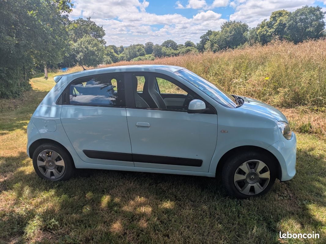 Renault Twingo III Zen 70ch Bleu ciel (image 2)