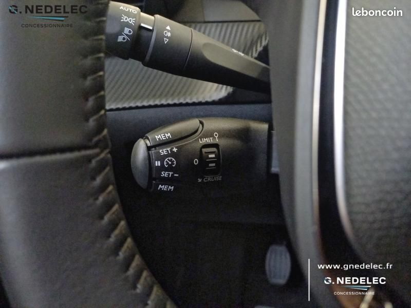 Peugeot 208 1.2 PureTech 75ch S&S STYLE (image 18)