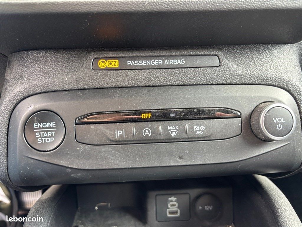 Ford Focus IV 1.0 FLEXIFUEL 125 S&S MHEV POWERSHIFT ST-Line X (image 20)