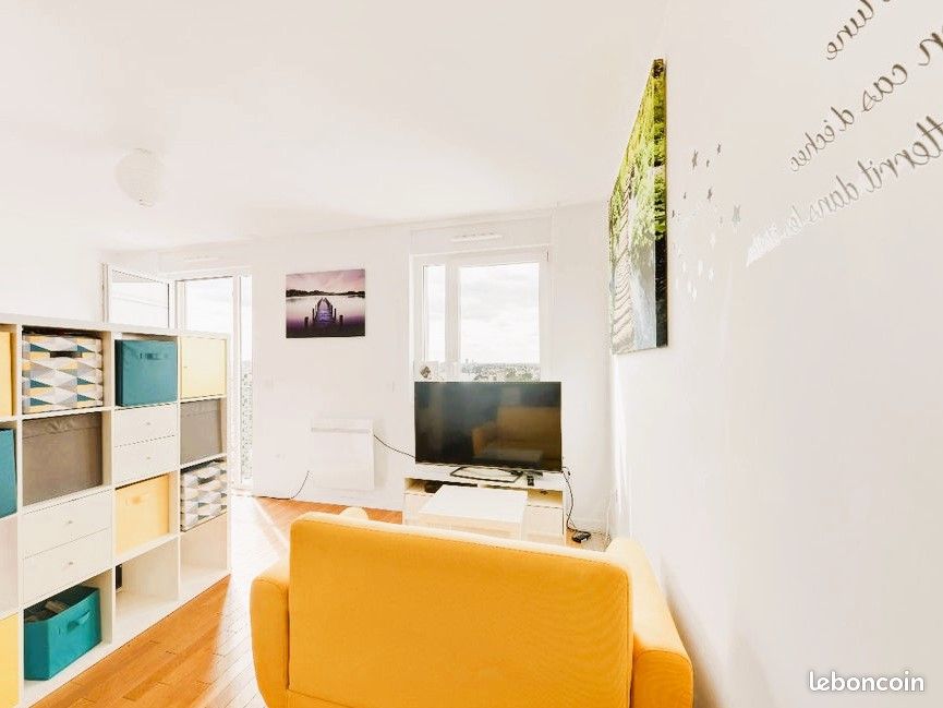 Appartement 1 pièce 35 m² · à Courbevoie · 35 m² · 675 €