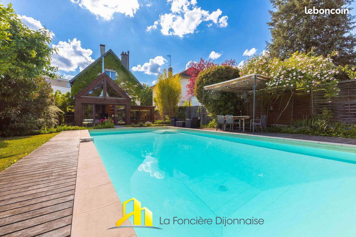 Maison 6 pièces 158 m² · à Fontaine-lès-Dijon · 158 m² · 595 000 €