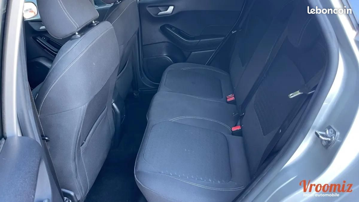 Ford Fiesta 1.0 SCTI 125 MHEV HYBRID TITANIUM (image 9)