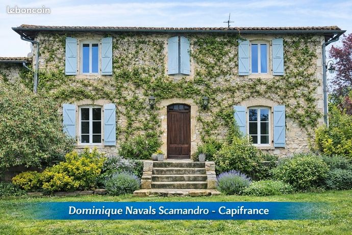 Maison 8 pièces 341 m²