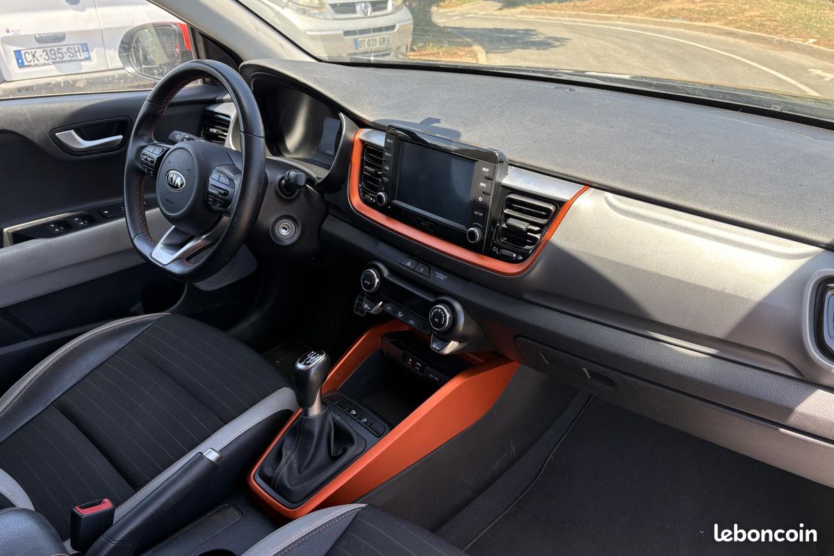 KIA STONIC 1.0 T-GDI - 100 - Stop&Go Design (image 16)