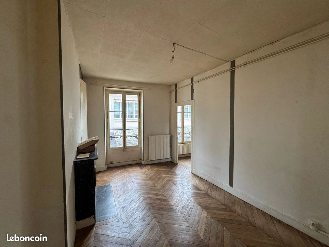 Appartement 2 pièces 47 m² · à Orléans · 47 m² · 590 €